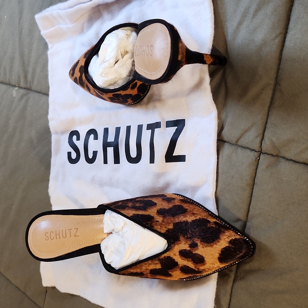SCHUTZ MULES